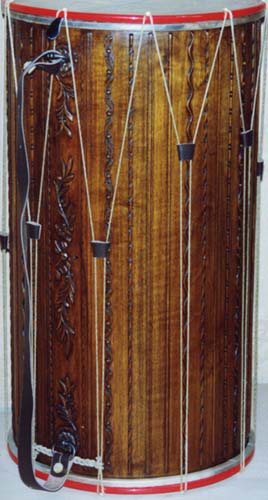 Tambourin (42 / 76 cm) réalisé par Jean-Pierre MAGNAN à la demande de Jean-François en 1990.