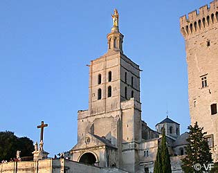 Notre-Dame des Doms en Avignon Notre-Dame des Doms en Avignon